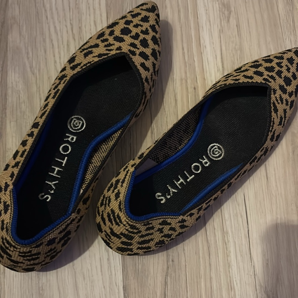 Rothy's Women's Leopard Pointed Toe Flats - Tan/Black - Picture 5 of 7